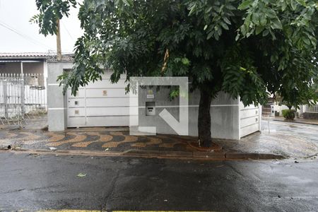 Casa à venda com 200m², 3 quartos e 2 vagasFachada