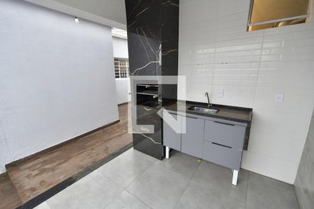 Casa à venda com 200m², 3 quartos e 2 vagasChurrasqueira