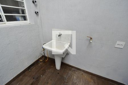 Casa à venda com 200m², 3 quartos e 2 vagasÁrea de Serviço