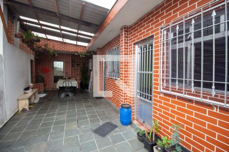 Casa à venda com 170m², 3 quartos e 2 vagasÁrea de Serviço / Quintal