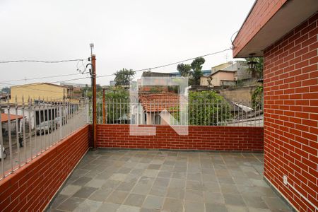 Casa à venda com 170m², 3 quartos e 2 vagasVaranda / Quintal