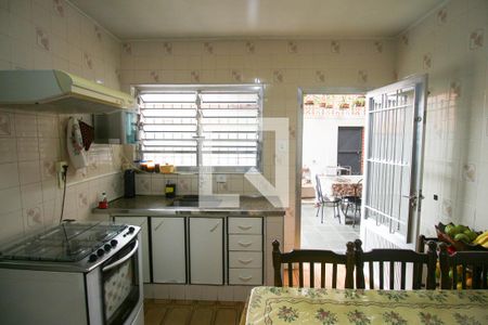 Casa à venda com 170m², 3 quartos e 2 vagasCozinha