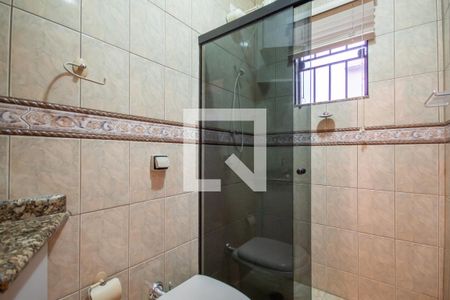 Casa à venda com 180m², 3 quartos e 4 vagas Casa à venda com 180m², 3 quartos e 4 vagasBanheiro 2