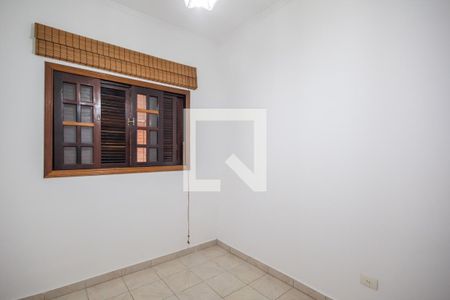 Casa à venda com 180m², 3 quartos e 4 vagas Casa à venda com 180m², 3 quartos e 4 vagasQuarto 2