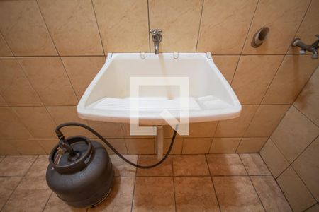 Casa à venda com 180m², 3 quartos e 4 vagas Casa à venda com 180m², 3 quartos e 4 vagasÁrea de Serviço