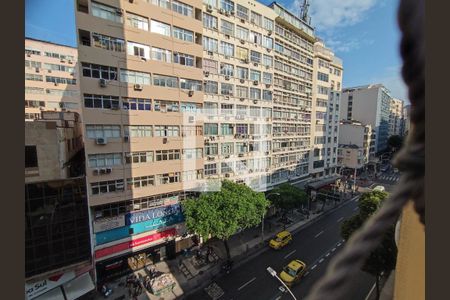 Vista da Sala/Quarto de apartamento para alugar com 1 quarto, 15m² em Copacabana, Rio de Janeiro
