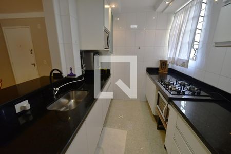 Apartamento para alugar com 145m², 4 quartos e 2 vagasCozinha
