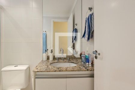 Banheiro  de apartamento para alugar com 3 quartos, 100m² em Vila Luis Antônio, Guarujá