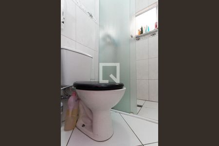 Casa à venda com 200m², 2 quartos e 2 vagasBanheiro 1  