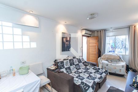 Sala   de casa à venda com 2 quartos, 200m² em Vila Isolina Mazzei, São Paulo