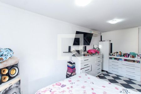 Suíte   de casa à venda com 2 quartos, 200m² em Vila Isolina Mazzei, São Paulo