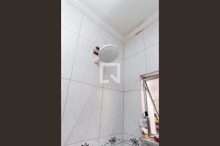 Casa à venda com 200m², 2 quartos e 2 vagasBanheiro 1  