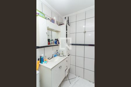 Banheiro da Suíte de casa à venda com 2 quartos, 200m² em Vila Isolina Mazzei, São Paulo