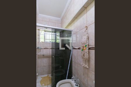 Casa à venda com 250m², 3 quartos e 2 vagasBanheiro da suíte