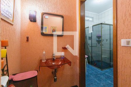 Casa à venda com 250m², 3 quartos e 2 vagasBanheiro