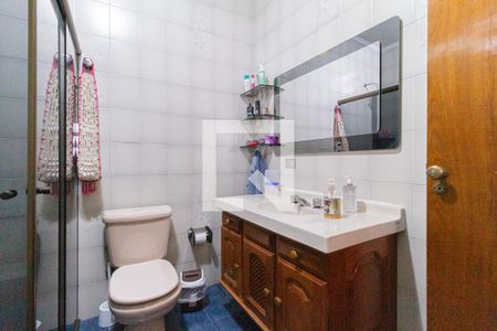 Casa à venda com 250m², 3 quartos e 2 vagasBanheiro 