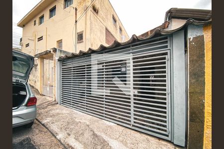 Casa para alugar com 70m², 2 quartos e 1 vagaFachada