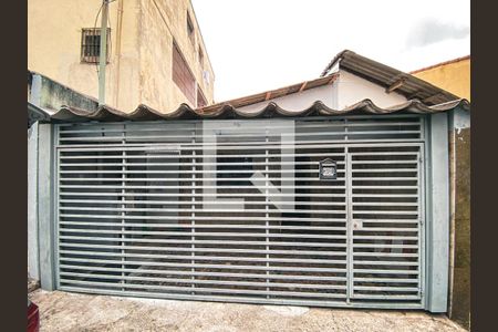 Casa para alugar com 70m², 2 quartos e 1 vagaFachada