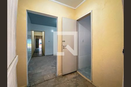 Casa para alugar com 70m², 2 quartos e 1 vagaHall 
