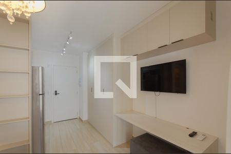 Sala/Quarto de kitnet/studio para alugar com 1 quarto, 24m² em Liberdade, São Paulo