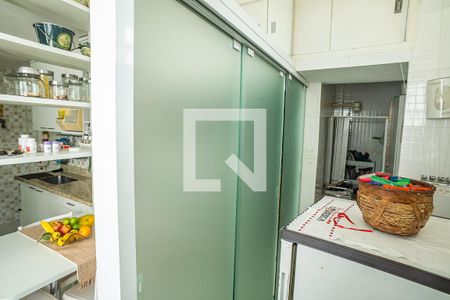 Apartamento à venda com 116m², 3 quartos e 1 vagaÁrea de Serviço