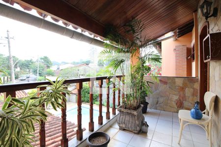 Casa de condomínio à venda com 377m², 6 quartos e 2 vagasQuarto 2 - Varanda da Suíte Principal