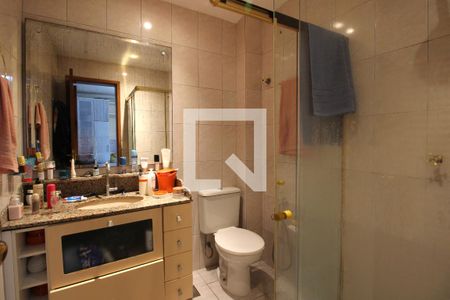 Casa de condomínio à venda com 377m², 6 quartos e 2 vagasQuarto 3 - Banheiro da Suíte