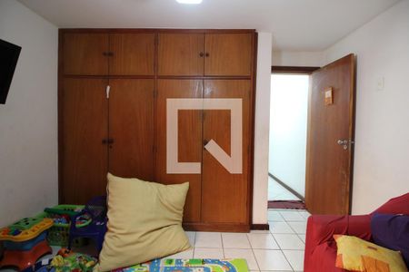 Casa de condomínio à venda com 377m², 6 quartos e 2 vagasQuarto 5 - Suíte