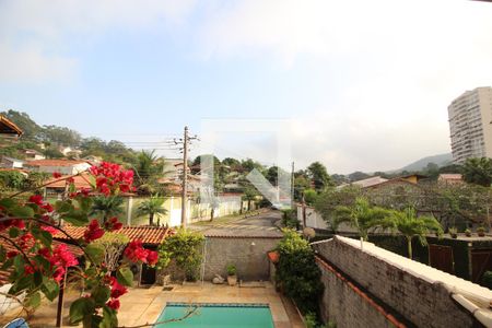 Casa de condomínio à venda com 377m², 6 quartos e 2 vagasQuarto 3 - Vista da Suíte