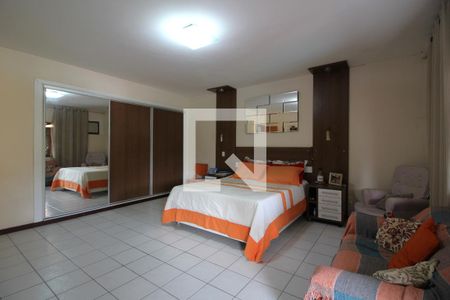 Casa de condomínio à venda com 377m², 6 quartos e 2 vagasQuarto 2 - Suíte Principal