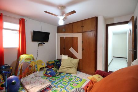 Casa de condomínio à venda com 377m², 6 quartos e 2 vagasQuarto 5 - Suíte