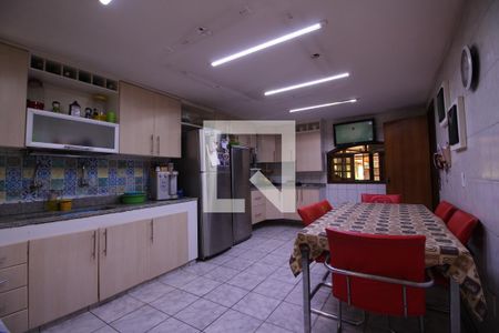 Casa de condomínio à venda com 377m², 6 quartos e 2 vagasCozinha