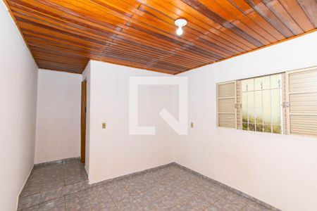 Casa à venda com 120m², 3 quartos e 2 vagasSuíte - Serviço