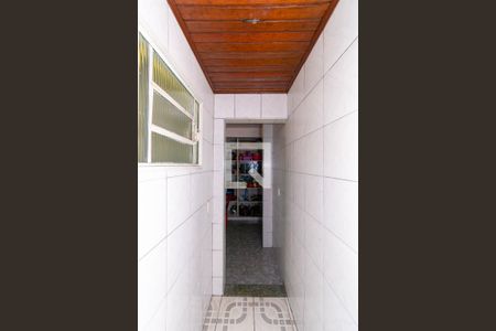 Casa à venda com 120m², 3 quartos e 2 vagasCorredor