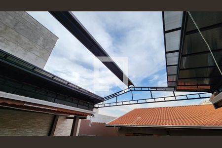 Casa à venda com 420m², 4 quartos e 10 vagas Casa à venda com 420m², 4 quartos e 10 vagasÁrea comum