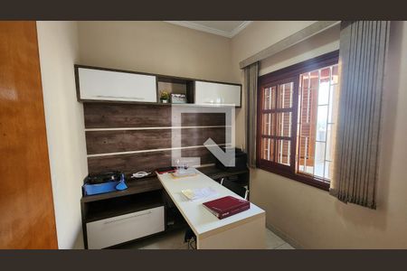 Quarto de casa à venda com 4 quartos, 420m² em Jardim do Lago, Jundiaí