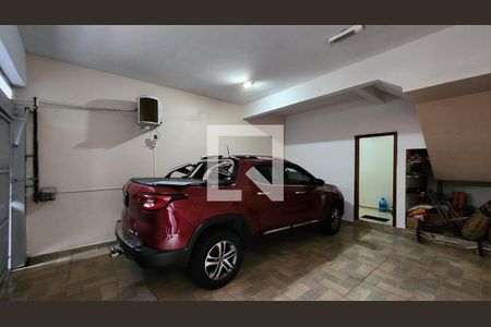 Casa à venda com 420m², 4 quartos e 10 vagas Casa à venda com 420m², 4 quartos e 10 vagasÁrea comum