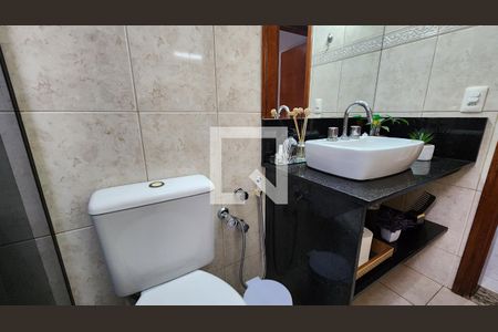 Casa à venda com 420m², 4 quartos e 10 vagas Casa à venda com 420m², 4 quartos e 10 vagasBanheiro Quarto