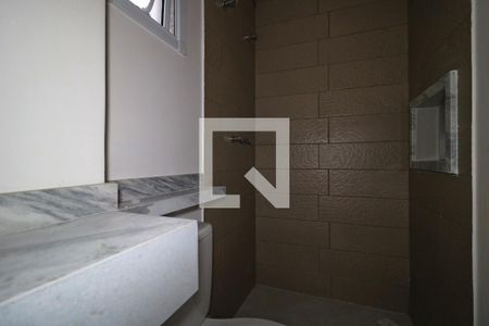 Apartamento à venda com 100m², 2 quartos e 2 vagasBanheiro da Suíte