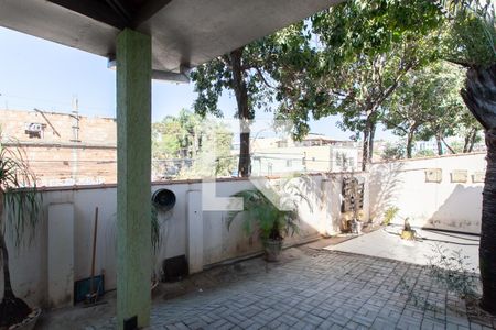 Quintal de casa à venda com 4 quartos, 302m² em Santa Monica, Belo Horizonte