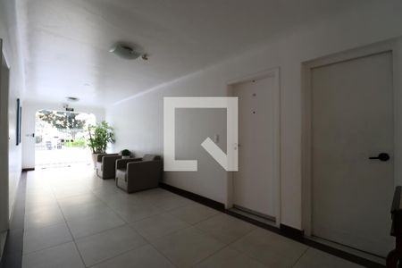 Apartamento à venda com 60m², 2 quartos e 1 vagaHall