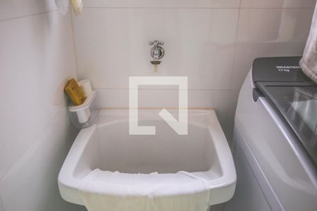 Apartamento à venda com 75m², 2 quartos e 1 vagaÁrea de Serviço