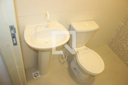 Casa para alugar com 30m², 1 quarto e sem vagaBanheiro
