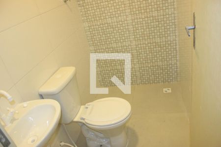 Casa para alugar com 30m², 1 quarto e sem vagaBanheiro