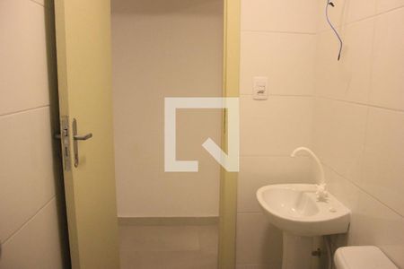 Casa para alugar com 30m², 1 quarto e sem vagaBanheiro