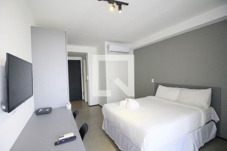 Quarto-Sala de apartamento à venda com 1 quarto, 26m² em Indianópolis, São Paulo