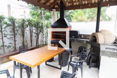 Apartamento para alugar com 68m², 2 quartos e 1 vaga Apartamento para alugar com 68m², 2 quartos e 1 vagaÁrea comum - Churrasqueira