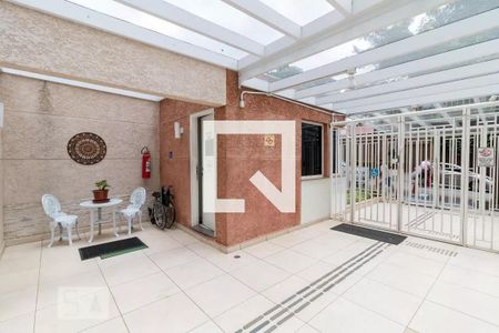 Apartamento para alugar com 68m², 2 quartos e 1 vaga Apartamento para alugar com 68m², 2 quartos e 1 vagaÁrea comum - Hall de Entrada