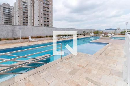 Apartamento para alugar com 68m², 2 quartos e 1 vaga Apartamento para alugar com 68m², 2 quartos e 1 vagaÁrea comum - Piscina