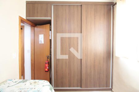 Apartamento para alugar com 68m², 2 quartos e 1 vagaQuarto 2